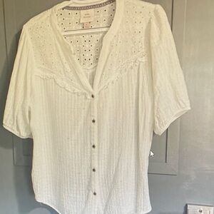 Knox Rose White Eyelet Blouse